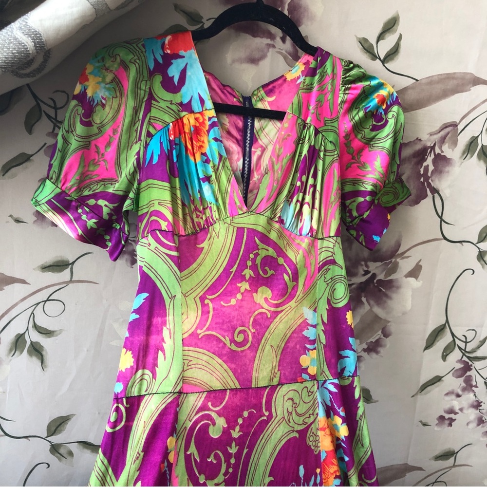 1970 Vintage print dress Zipper back Ver good condition Puff sleeve One fault - Picture 7 of 12